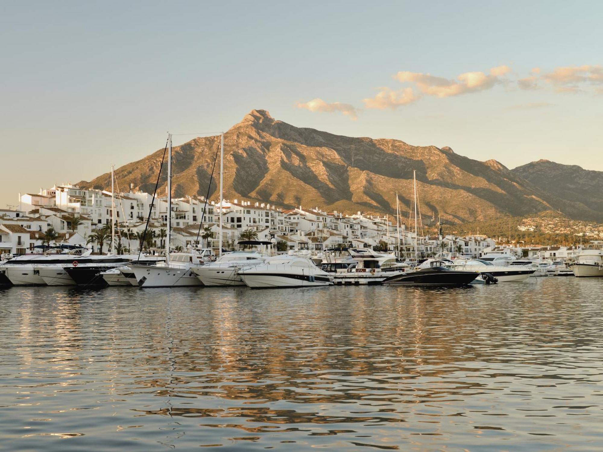 Vacation Marbella I Sea Views, 24-7 Security, Parking, Walk To Everything In Luxurious Puerto Banus Luaran gambar